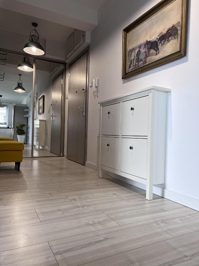 Apartament Z Tarasem Na Osiedlu Rakownica Jelenia Góra Εξωτερικό φωτογραφία