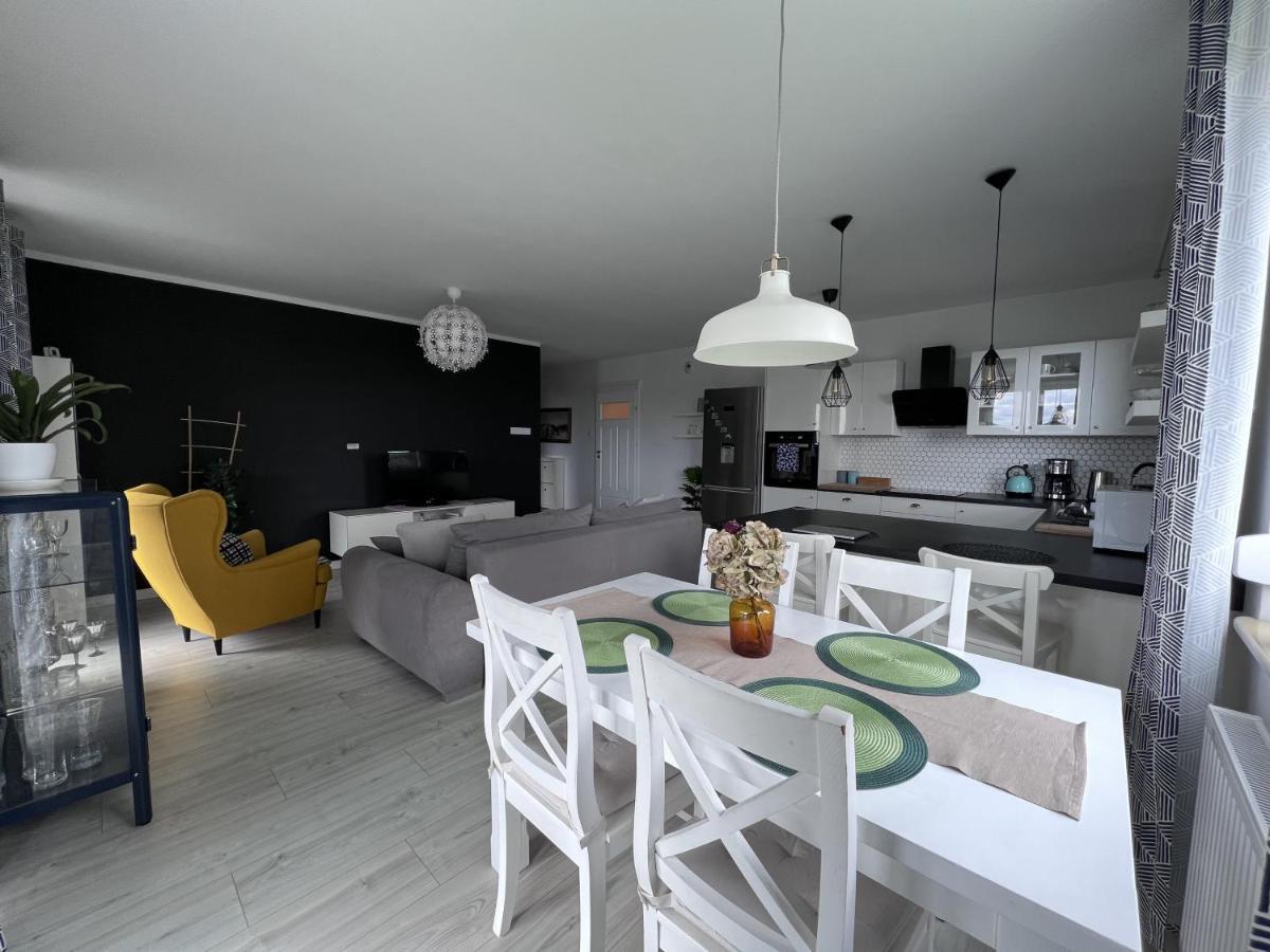 Apartament Z Tarasem Na Osiedlu Rakownica Jelenia Góra Εξωτερικό φωτογραφία