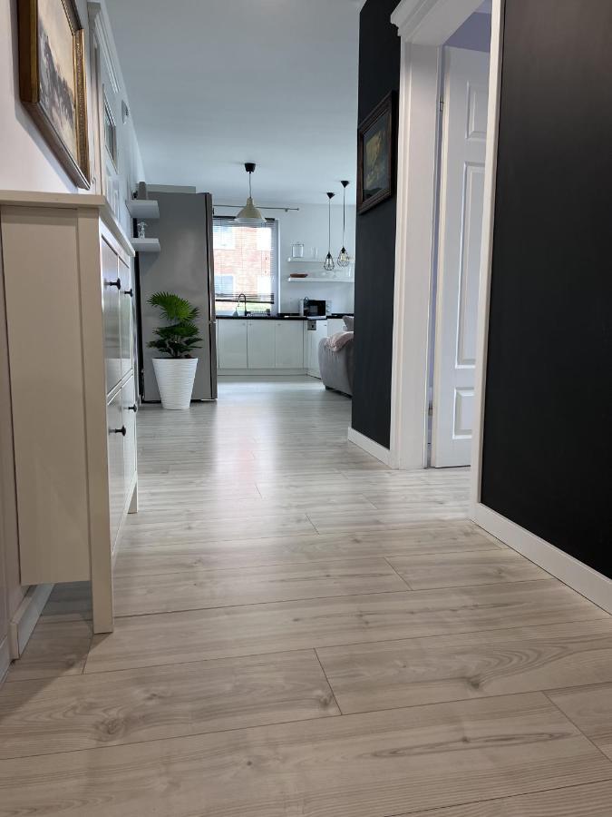 Apartament Z Tarasem Na Osiedlu Rakownica Jelenia Góra Εξωτερικό φωτογραφία