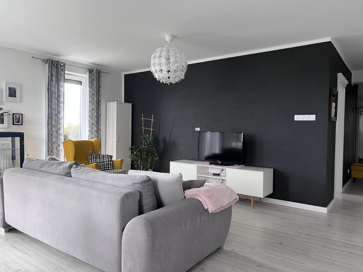 Apartament Z Tarasem Na Osiedlu Rakownica Jelenia Góra Εξωτερικό φωτογραφία